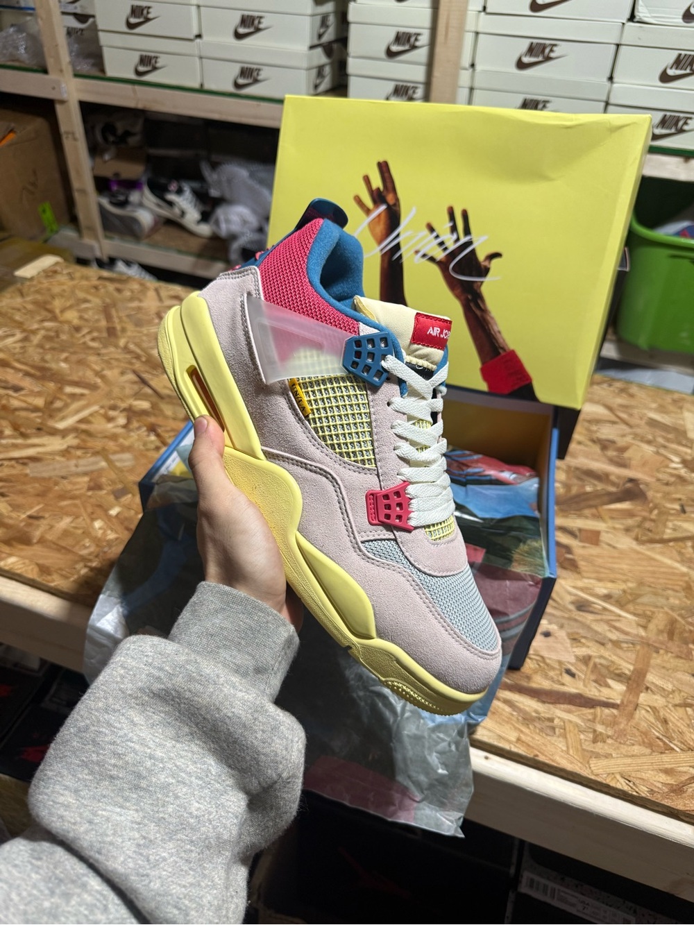 Air Jordan 4 Retro UNLA ‘Guava Ice’